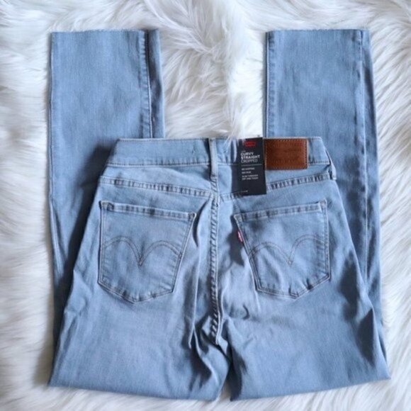 NEW Levi's Curvy Slim Cropped Light Wash Jeans Size 27 Distressed Raw Hem - Picture 5 of 7